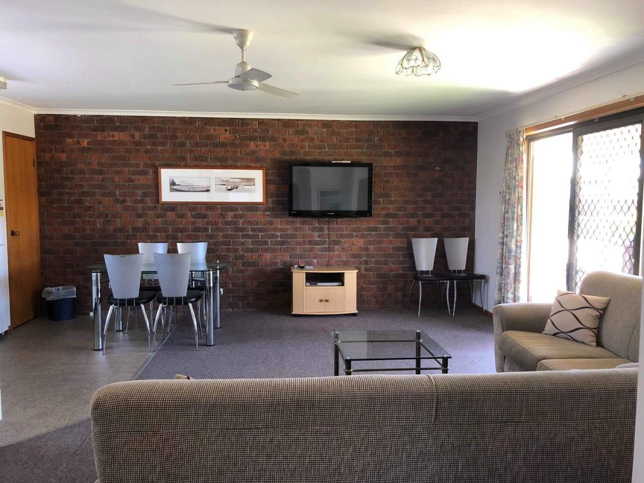Lakes Jakaranda Holiday Units Lakes Entrance Luaran gambar
